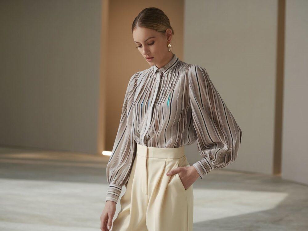 bluzka do kremowych spodni