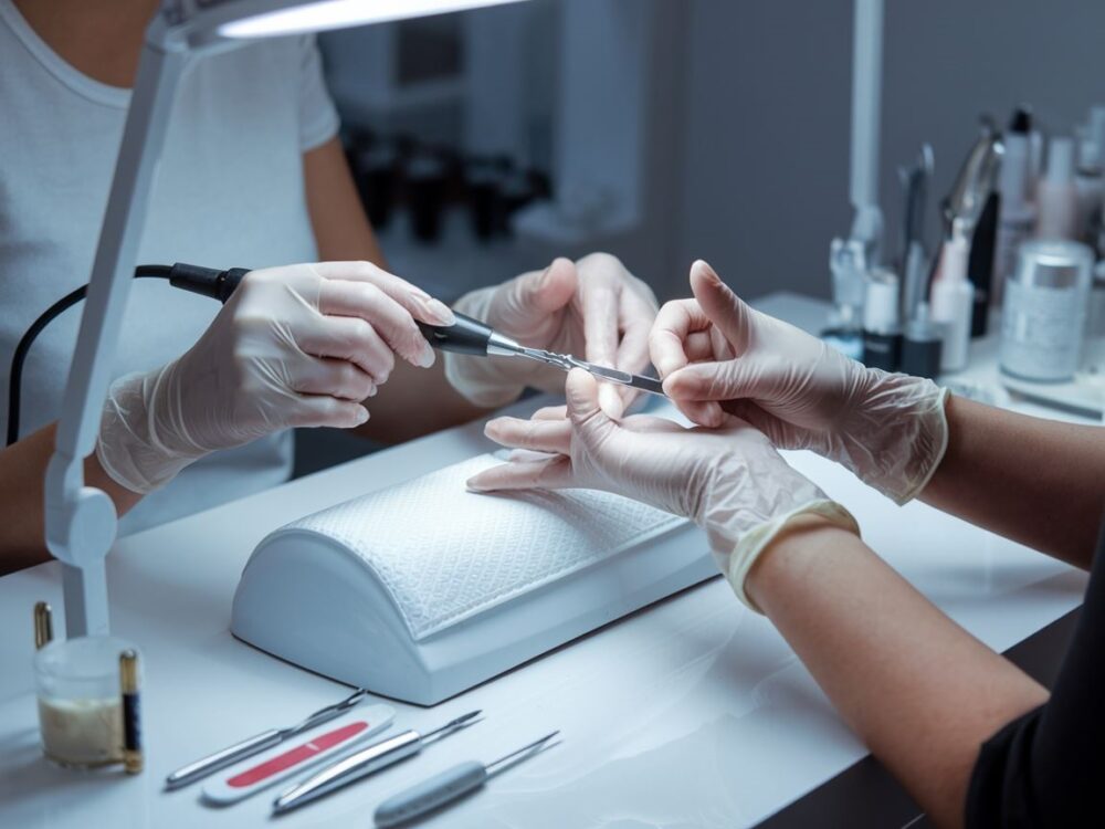 manicure narzędzia