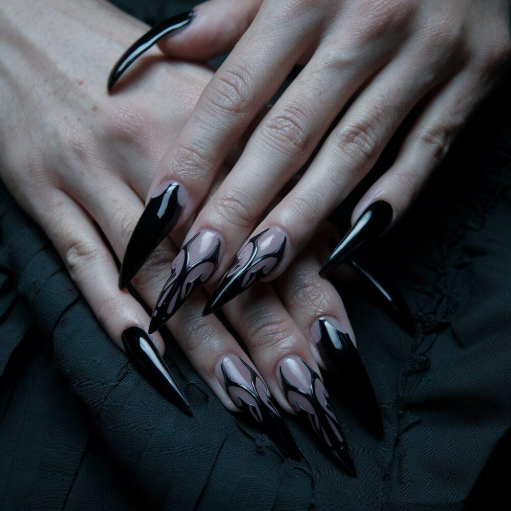 manicure w kształcie szponów