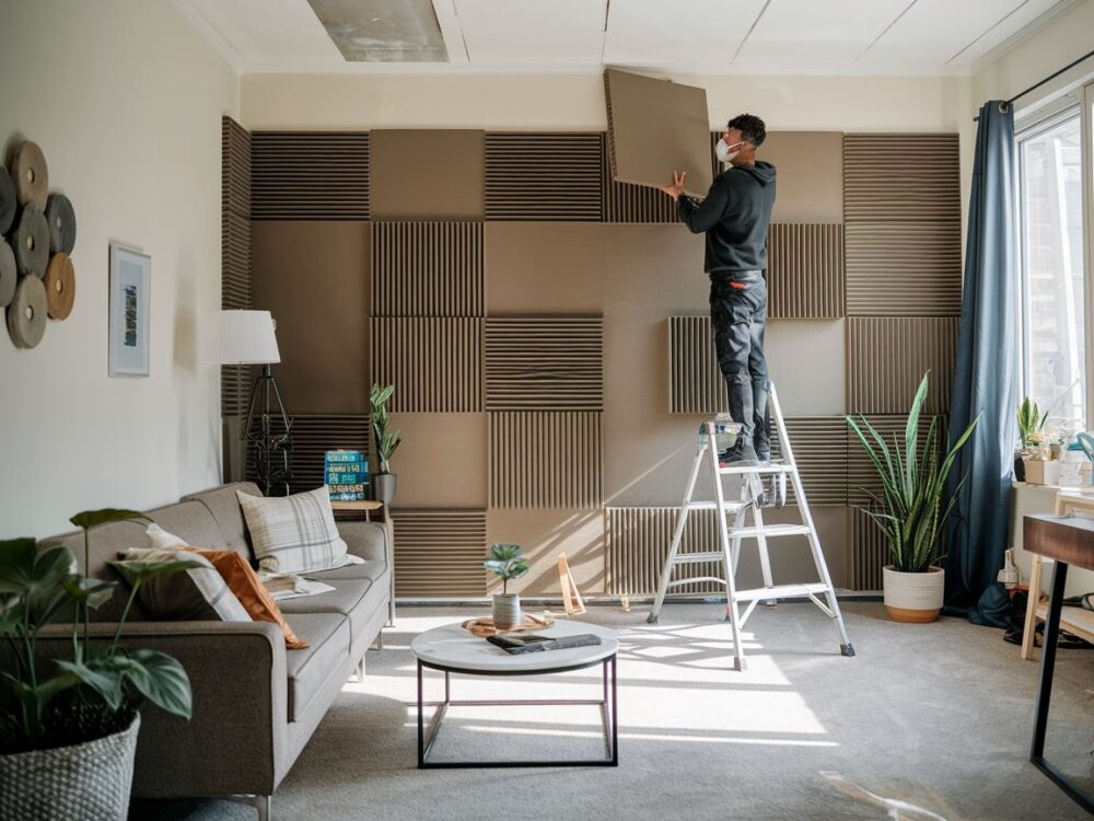 montaż pianki akustycznej