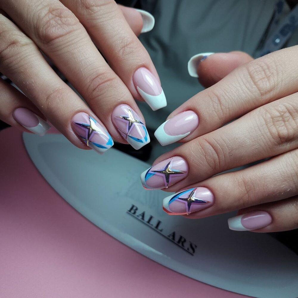 stylizacja paznokci z gwiazdkami